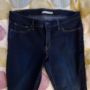 Levi's 711 Skinny Jeans